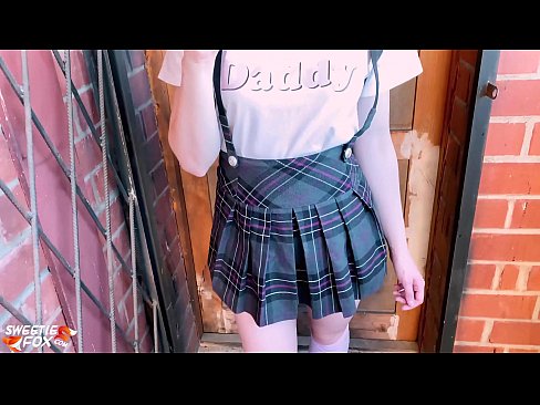 ❤️ Schoolgirl Sucks nws dick tob thiab fucks es tsis txhob ntawm chav kawm. ❤️  Porno fb  ntawm peb